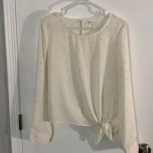 Large Cream Blouse with bottom side tie